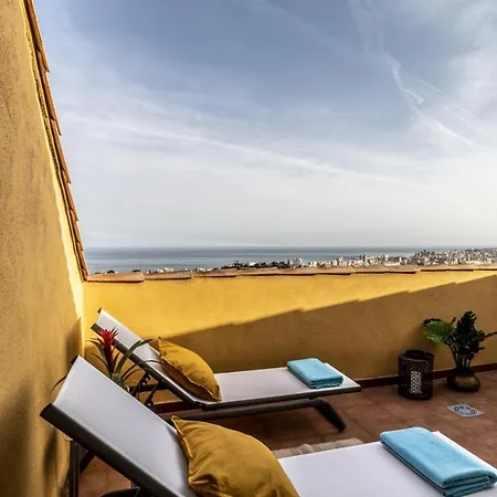 Casa Sol Duplex Penthouse, Pool, Bbq, Sauna, Gym * Fuengirola