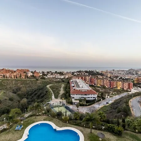 Casa Sol Duplex Penthouse, Pool, Bbq, Sauna, Gym Fuengirola