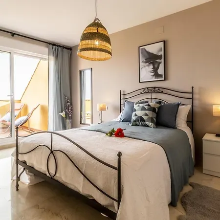 Casa Sol Duplex Penthouse, Pool, Bbq, Sauna, Gym Apartment *