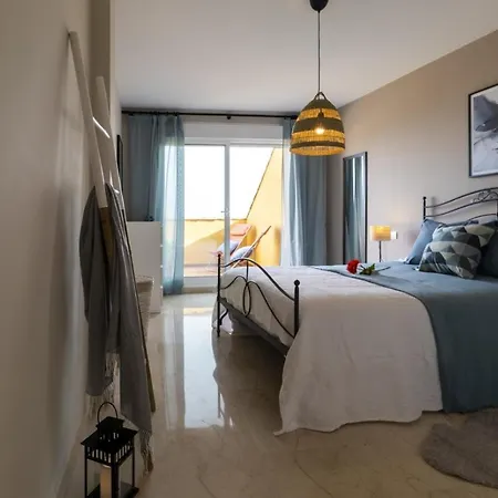 Casa Sol Duplex Penthouse, Pool, Bbq, Sauna, Gym Apartment Fuengirola
